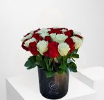 جوري أحمر وأبيض  / صندوق أسود