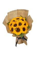 Natural sunflower bouquet – elegant yellow flower gift