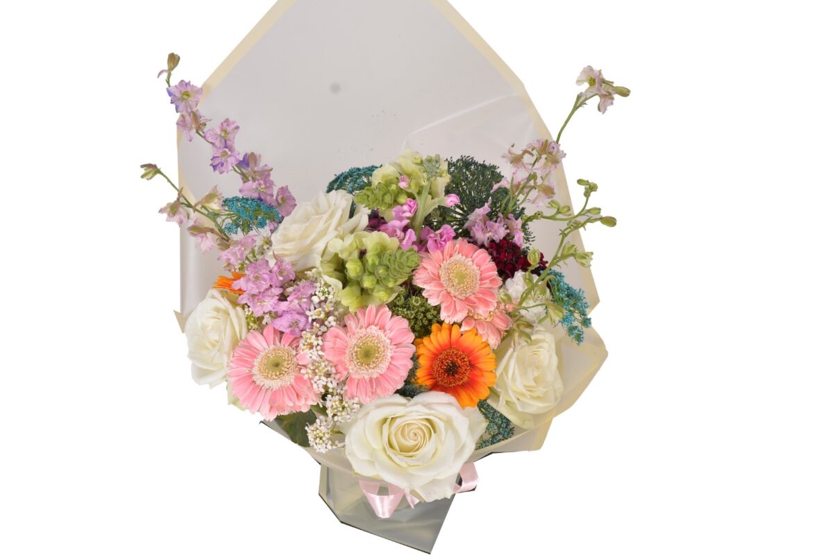 Luxury Gerbera & Rose Bouquet – Spring Delight | Reihan Floral - Image 2